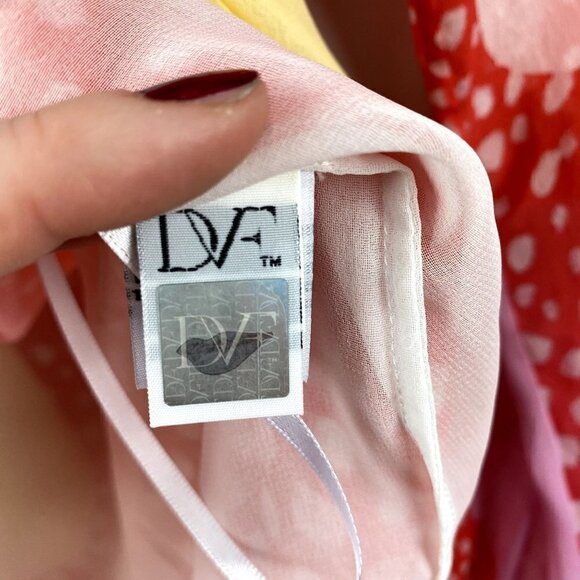 Diane von Furstenberg Parry Top Silk NWT 6 - Picture 7 of 10